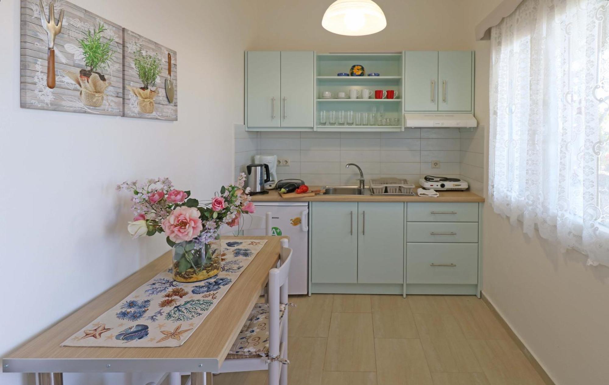 Angela Beach Apartments Votsalakia  Экстерьер фото